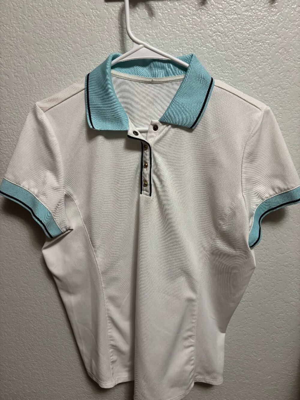 Tail Golf Polo Size Large White Aqua Performance Short Sleeve